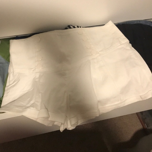 Forever 21 white nautical shorts - Picture 1 of 3